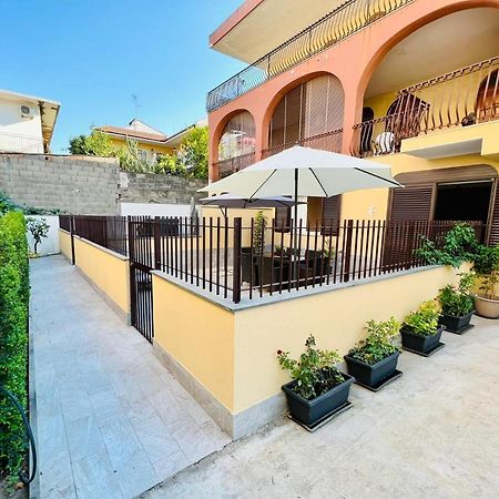 Sole&Luna Villa Riposto Exterior photo